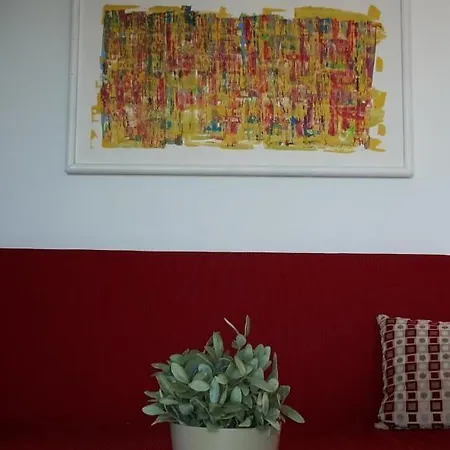 Henc * Novigrad (Istria)