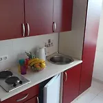 Henc Новиград