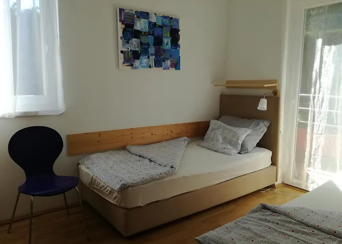 Henc * Novigrad (Istria)