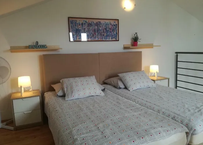 Henc Novigrad (Istria)