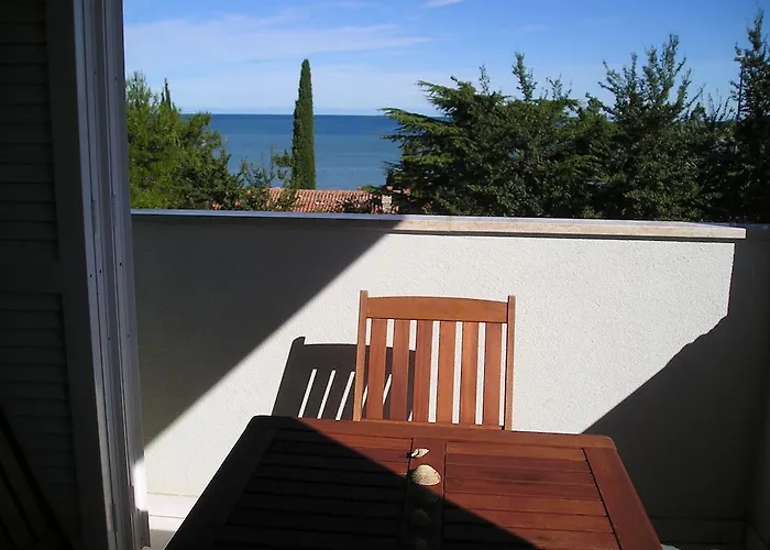 Henc Novigrad Istria